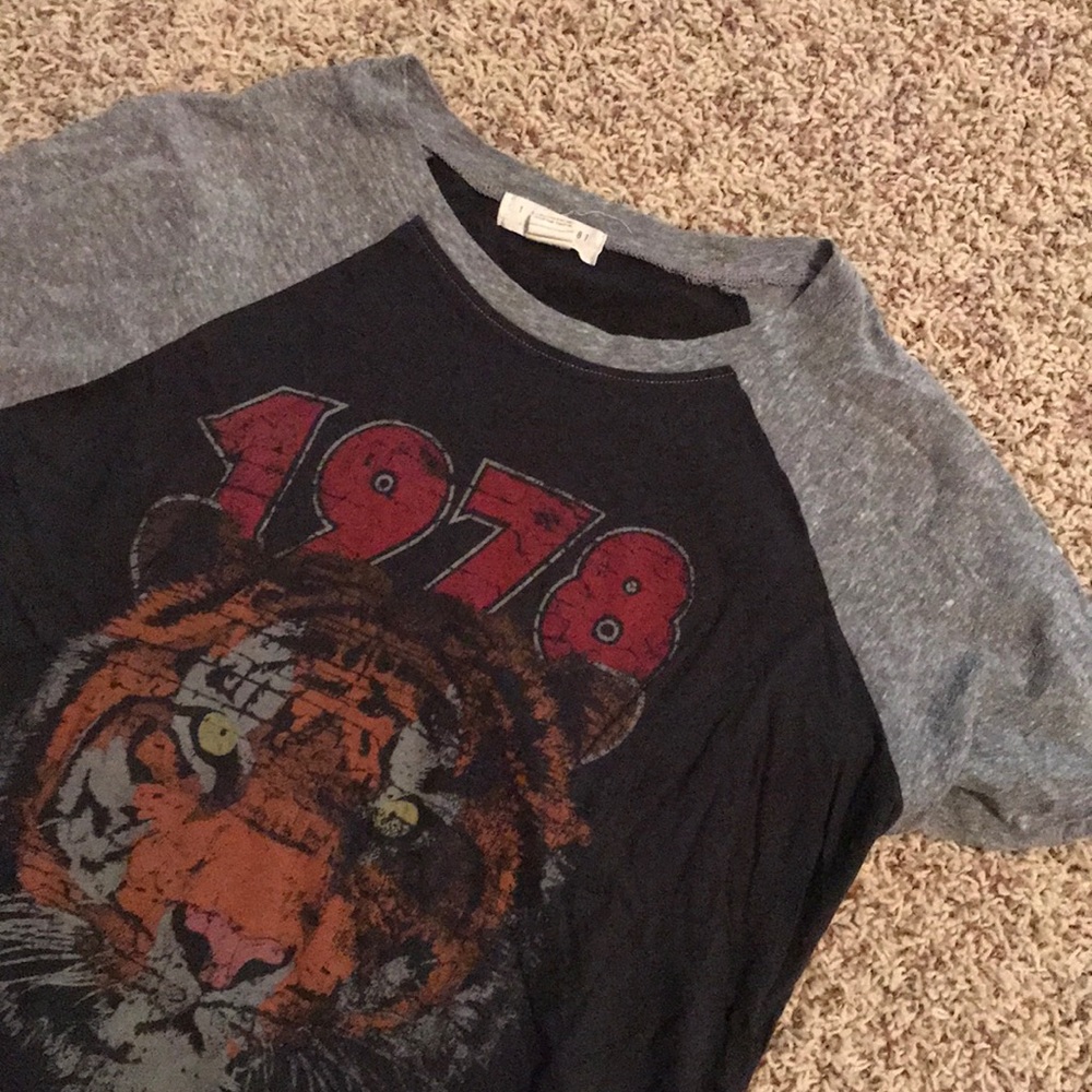 Vintage style graphic tee